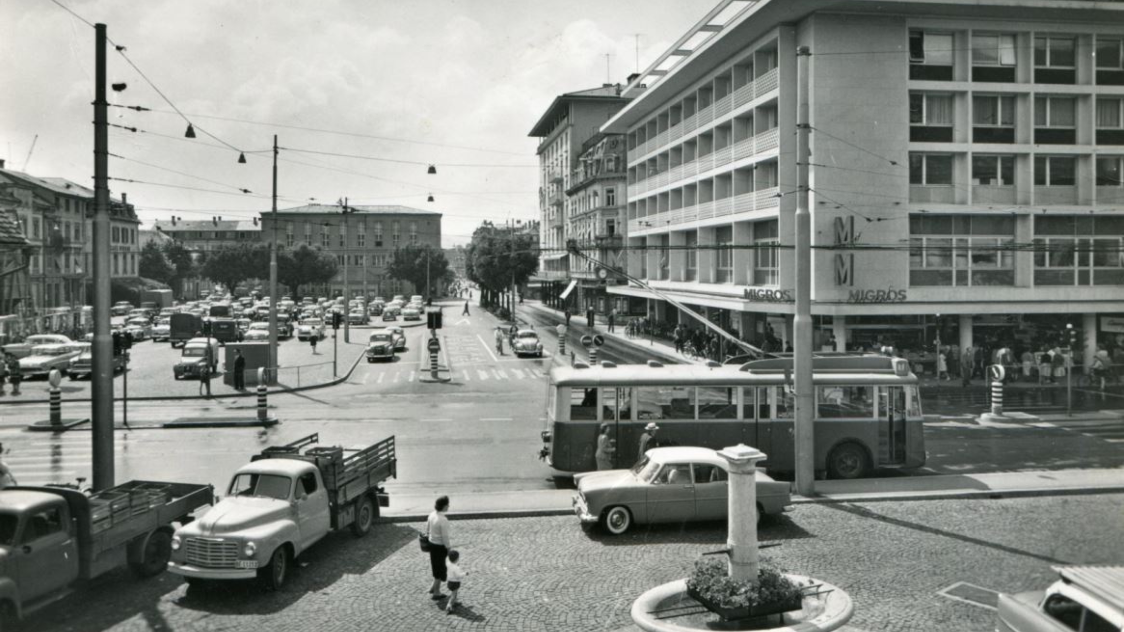 Neumarktplatz 1960 slider