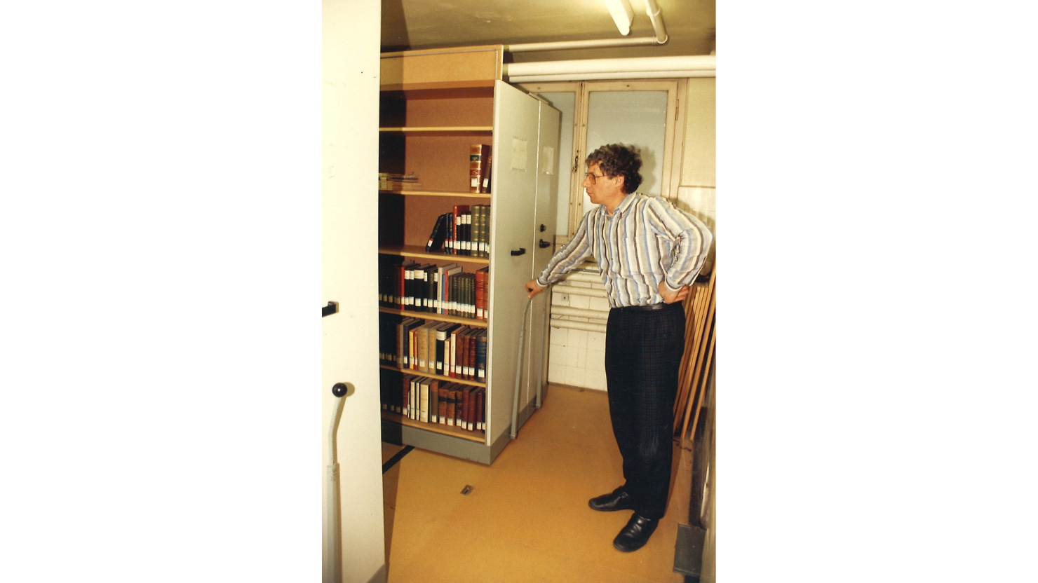 Compactus Urs Graf 1987 slider
