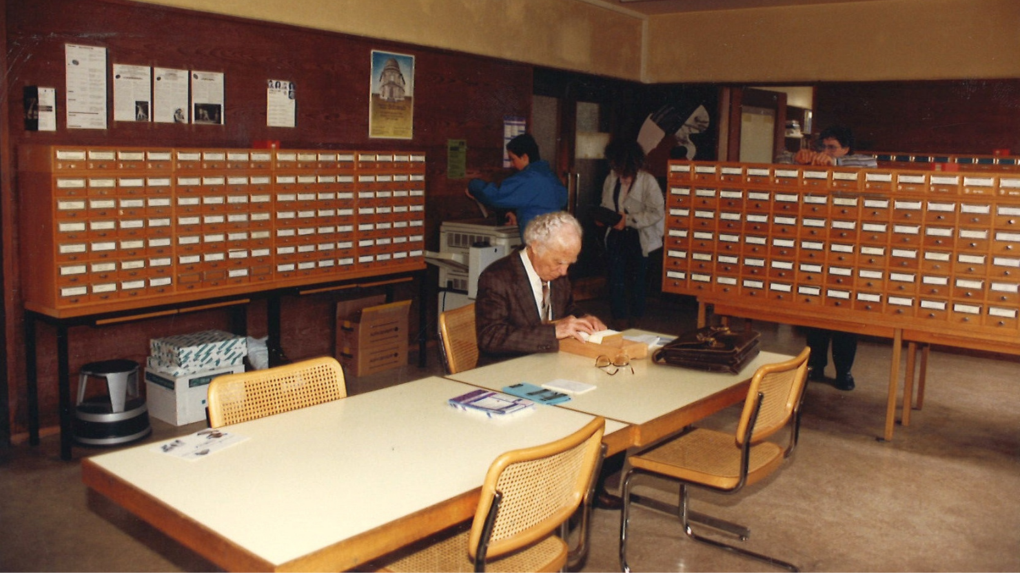Salle des catalogues 1987 slider