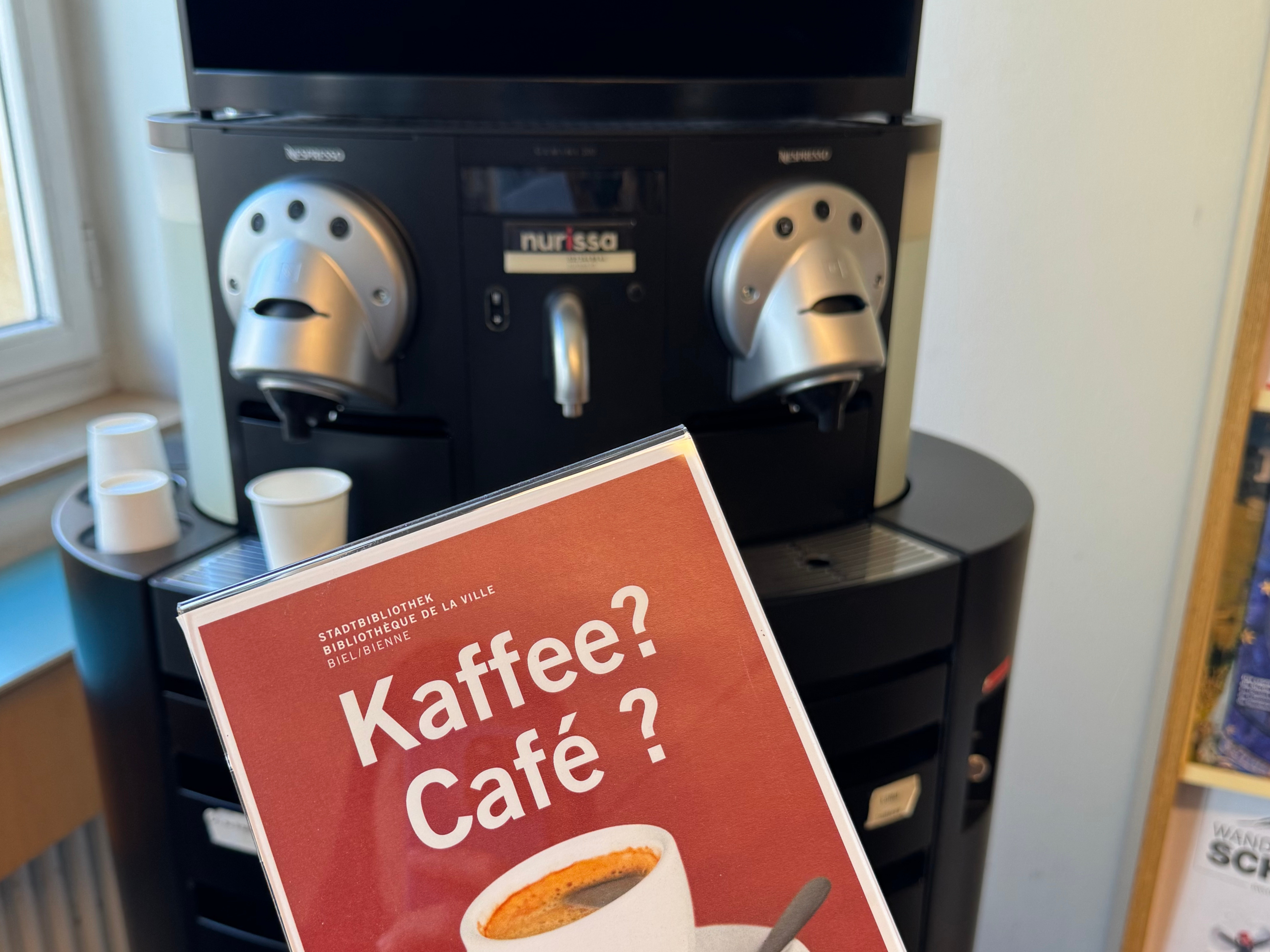 Zeitschriftenlesesaal Kaffee card